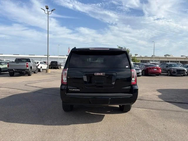 Used 2020 Onyx Black GMC SLT image 6