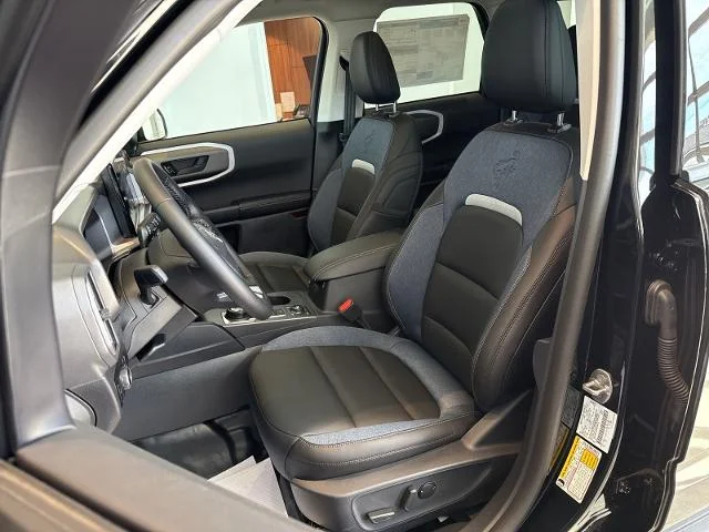 New 2025 Shadow Black Ford Outer Banks® image 35