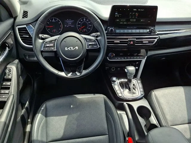 Used 2022 Blue Kia EX image 12
