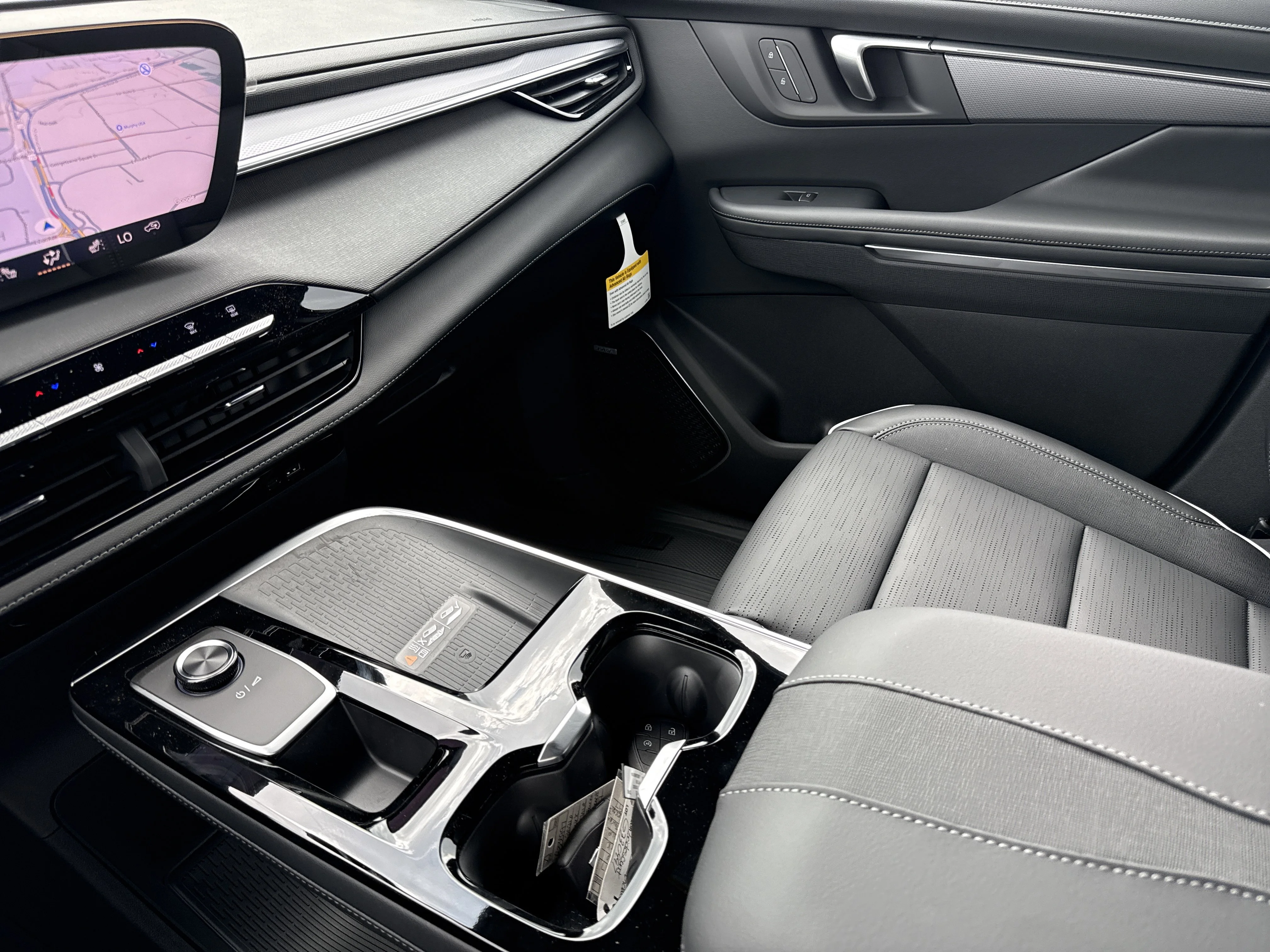 New 2026 Iridescent White Tricoat Buick Sport Touring image 26