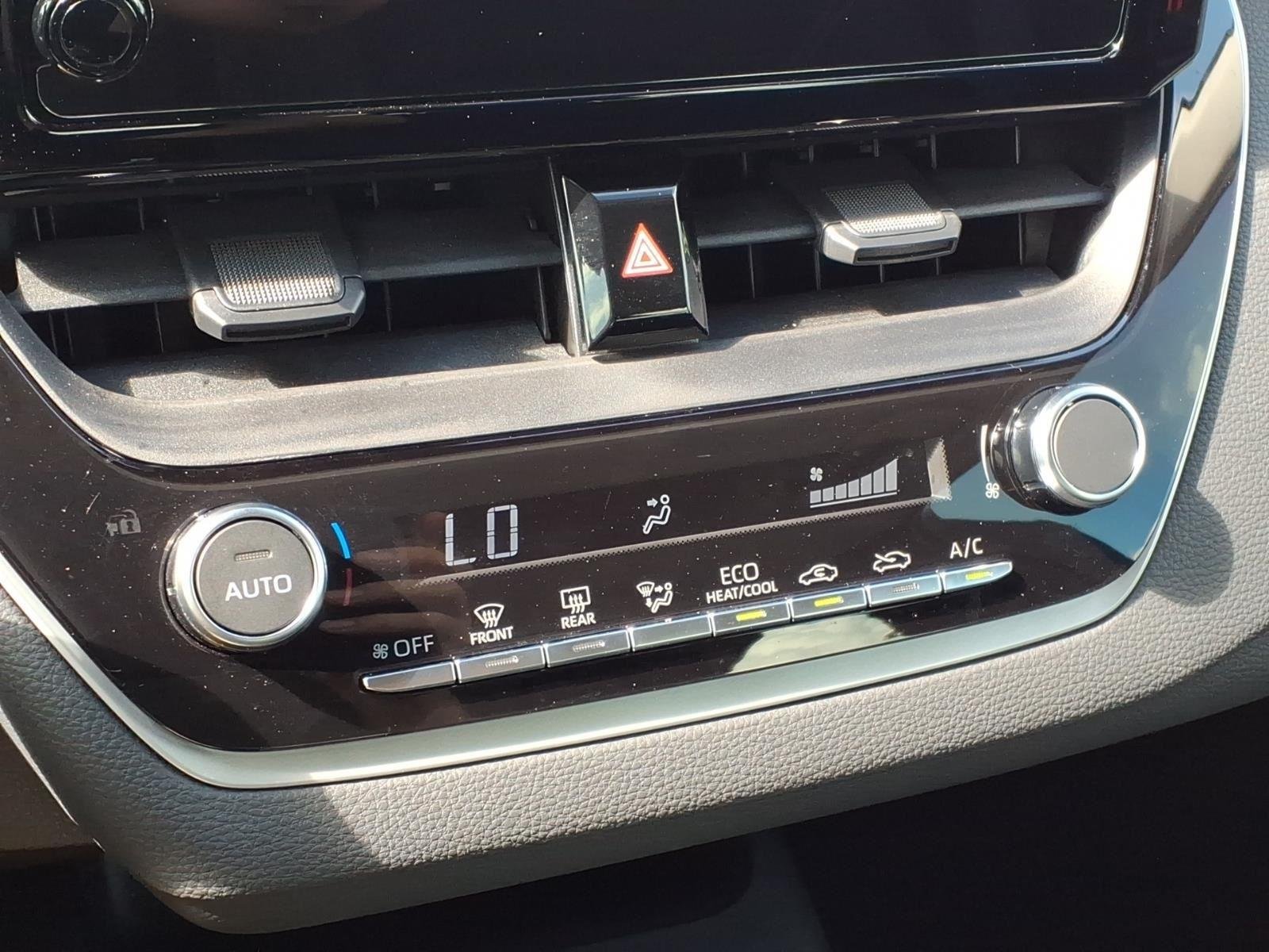Used 2025 Underground Toyota Hybrid LE image 22