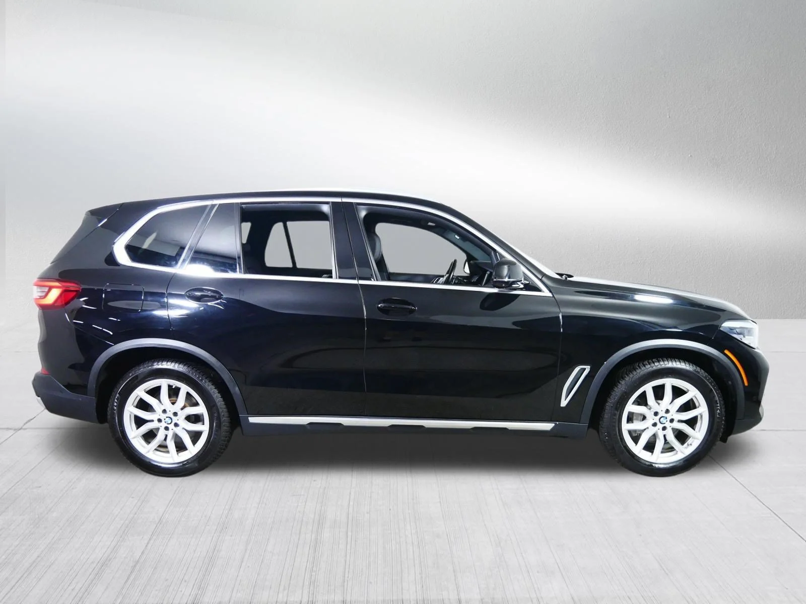 Used 2020 Jet Black BMW xDrive40i image 8