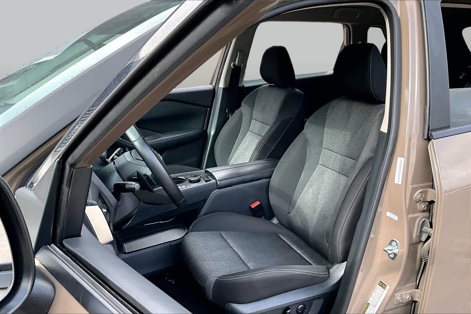 Used 2025 Baja Storm Metallic Nissan SV image 8