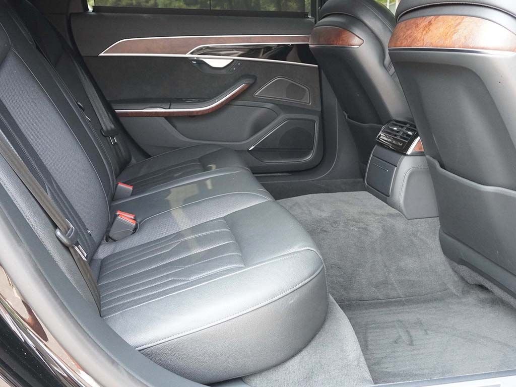 Used 2020 Black Audi 4.0 image 34