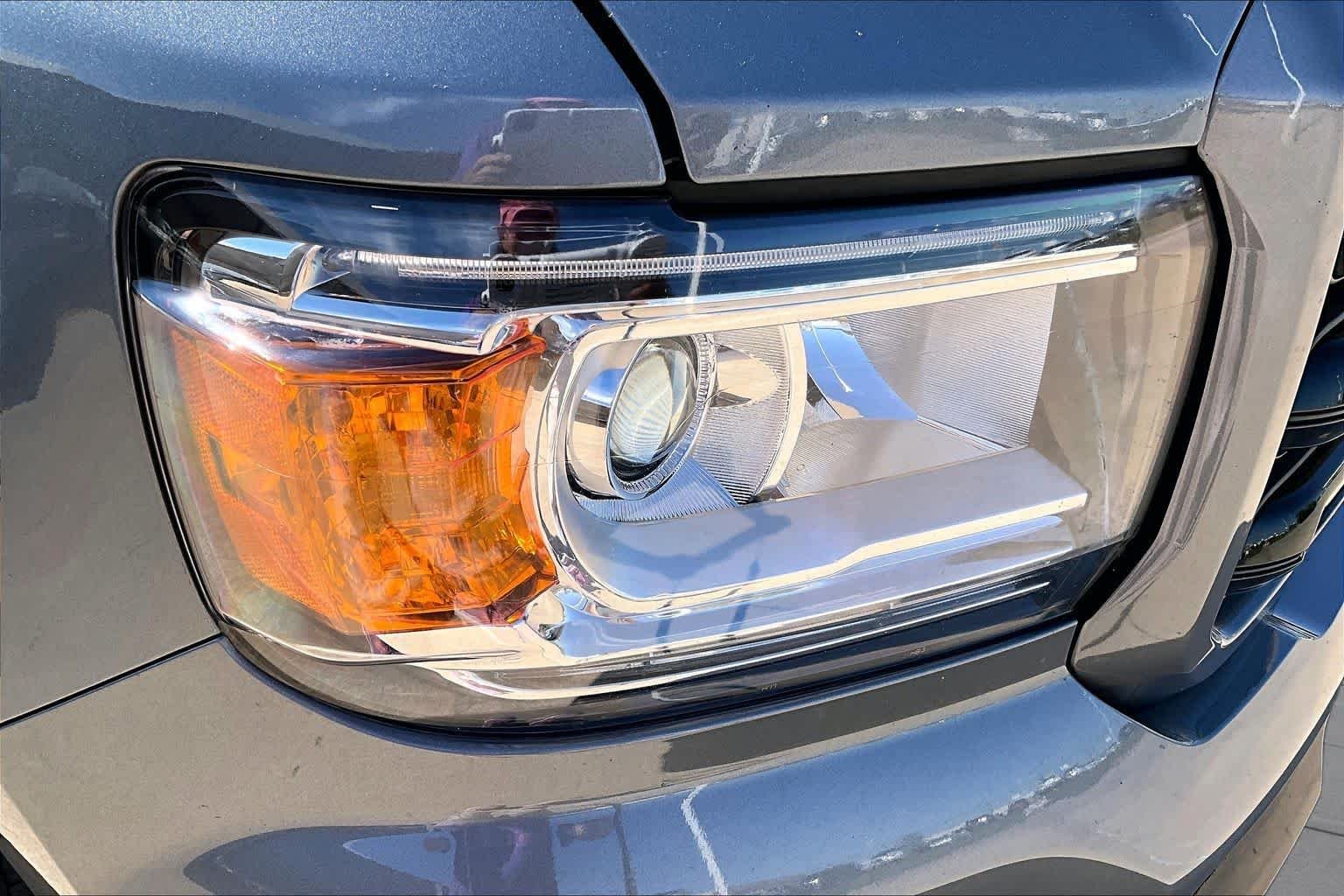 Used 2019 Satin Steel Metallic GMC 4WD All Terrain w/Leather image 26