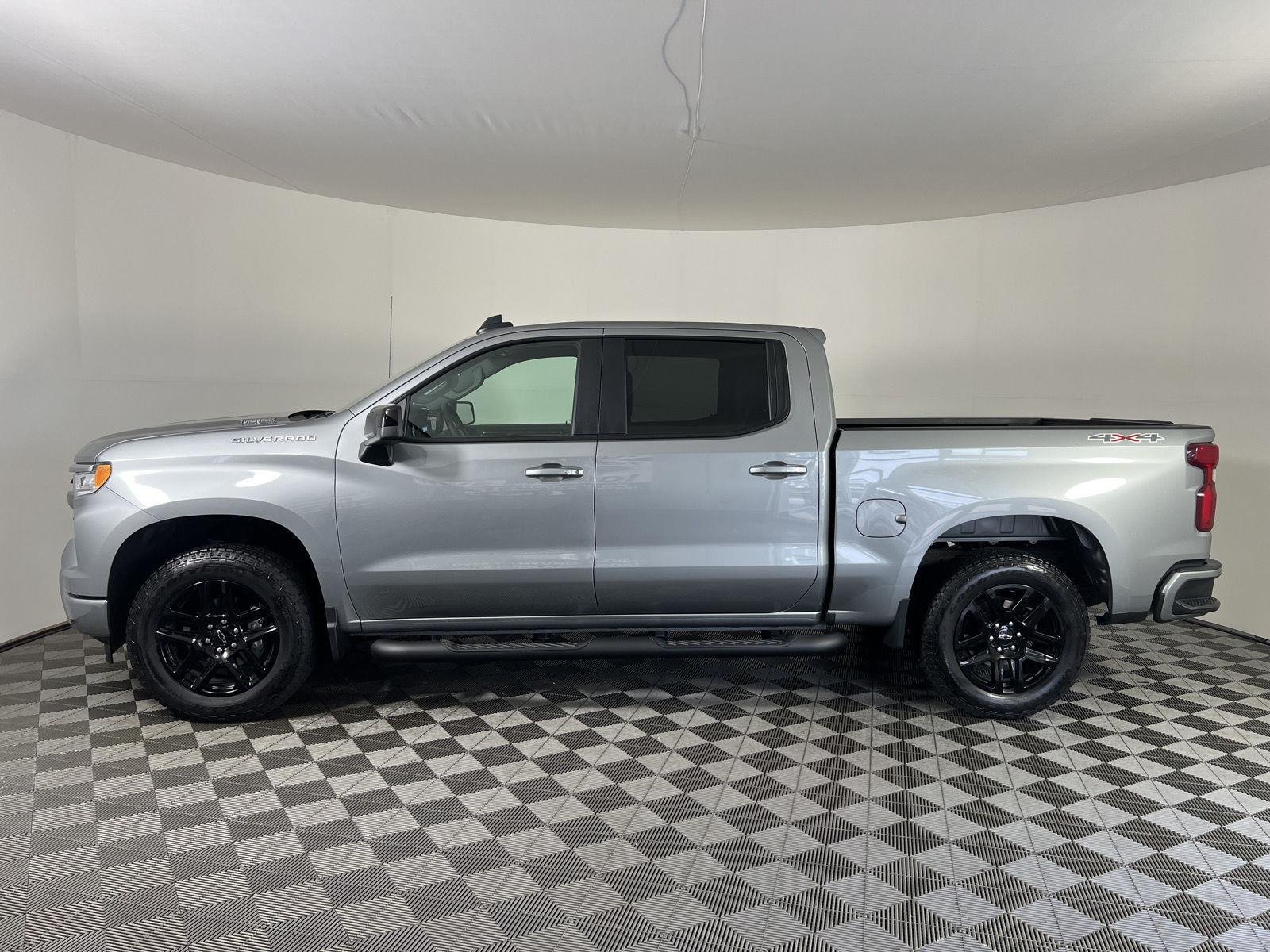 Used 2026 Sterling Gray Metallic Chevrolet RST image 6
