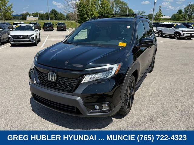 Used 2019 Black Honda Elite image 4