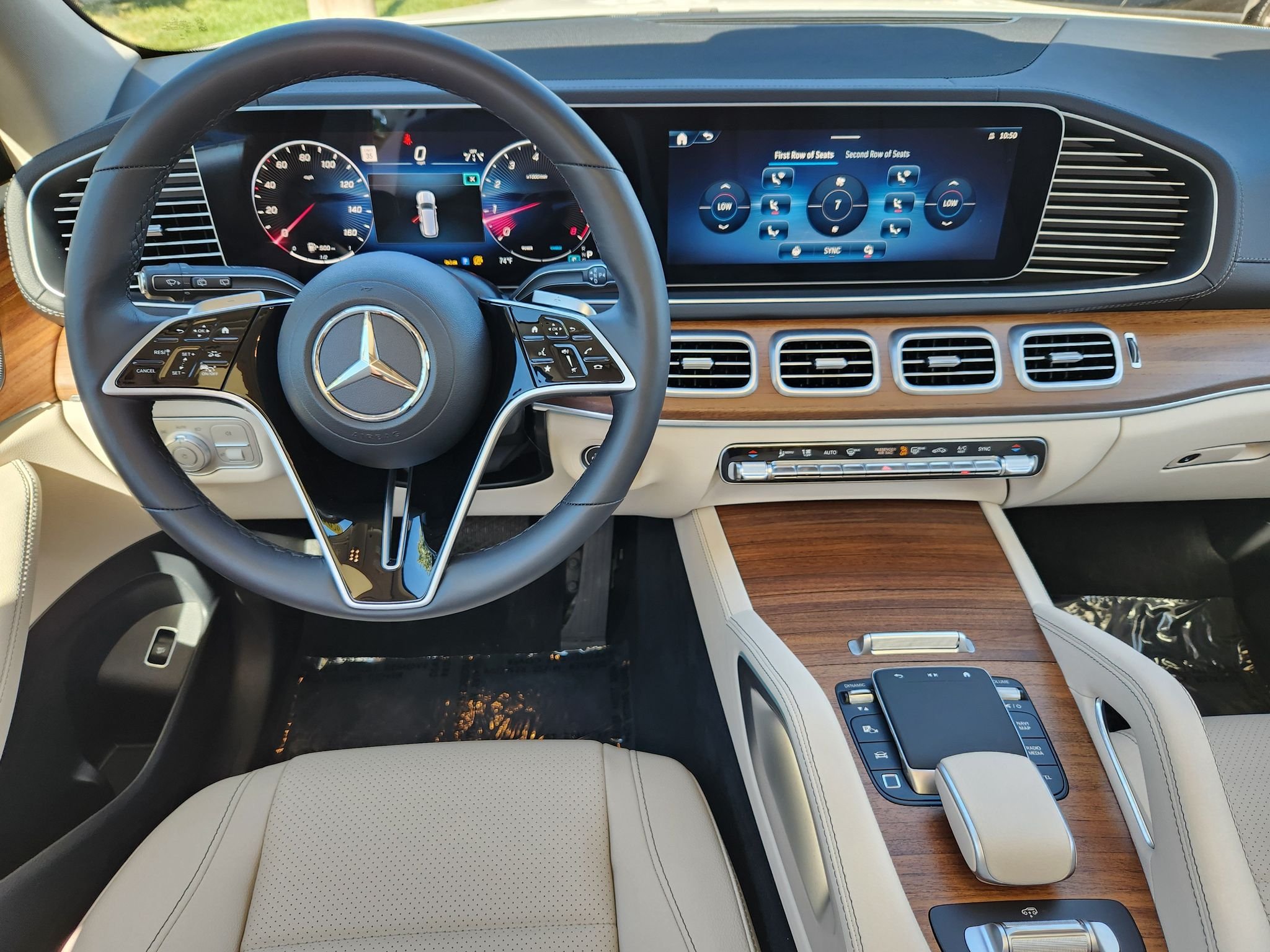 Certified Used 2026 Polar White Mercedes-Benz 450 4MATIC® image 33
