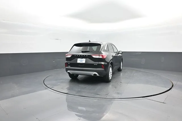 Certified Used 2020 Black Metallic Ford SE image 7