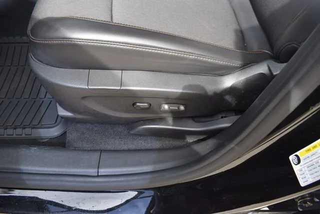 Used 2022 Mosaic Black Metallic Chevrolet LT image 19