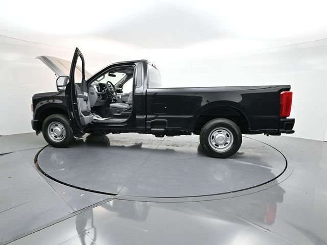 Used 2026 Black Ford XL image 37