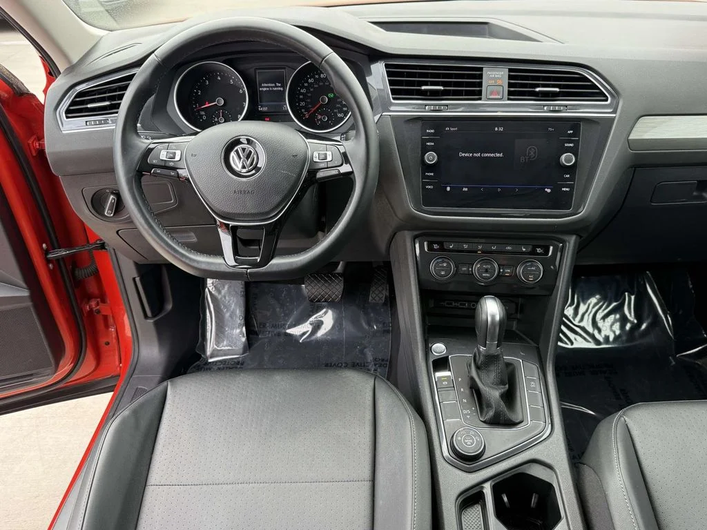 Used 2019 Orange Volkswagen 2.0T SE image 16