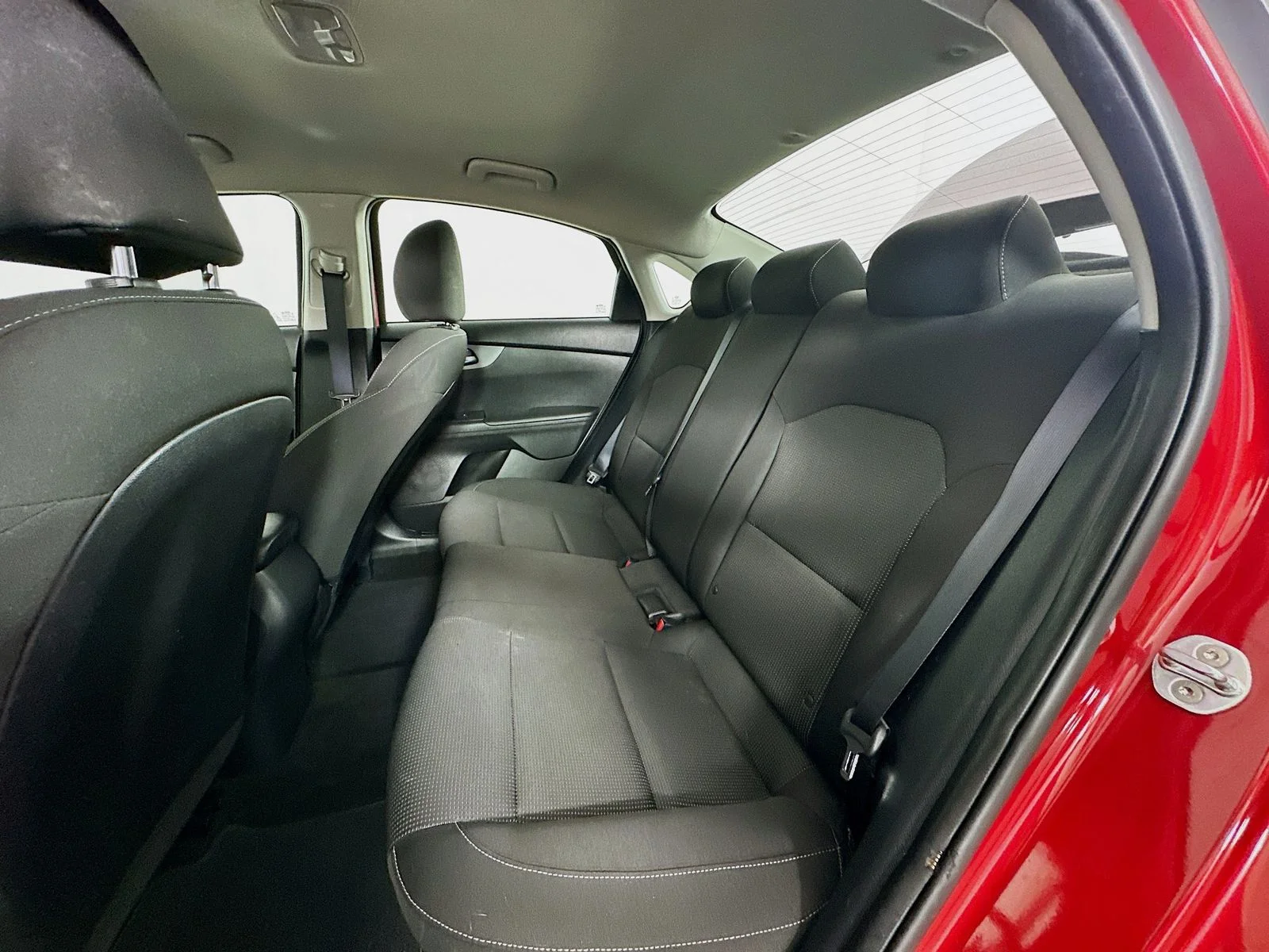 Used 2021 Currant Red Kia LXS image 22