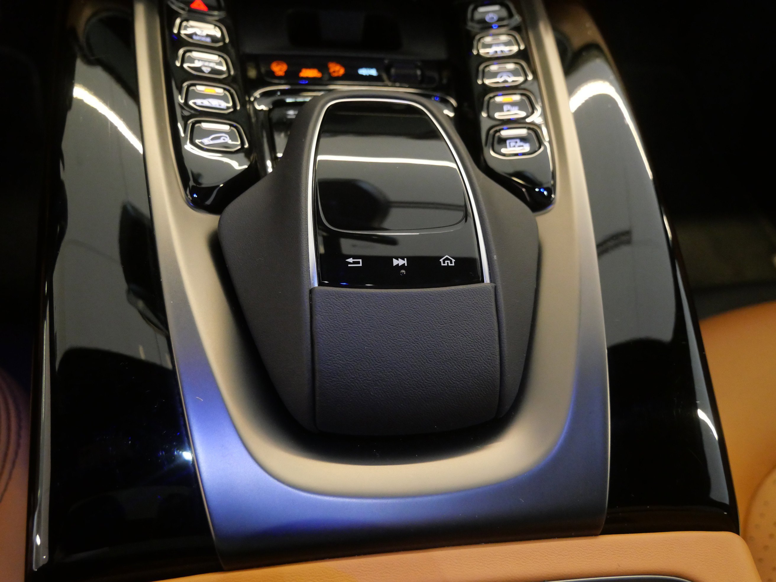 Used 2023 Blue Aston Martin AWD image 30