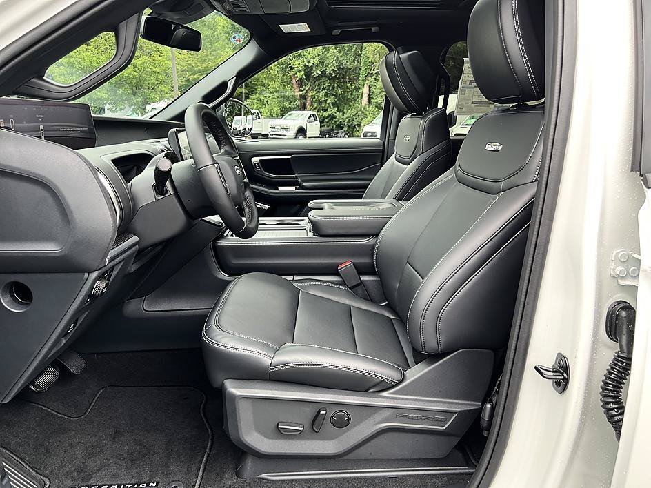 New 2027 Star White Metallic Tri-Coat Ford MAX Platinum image 11