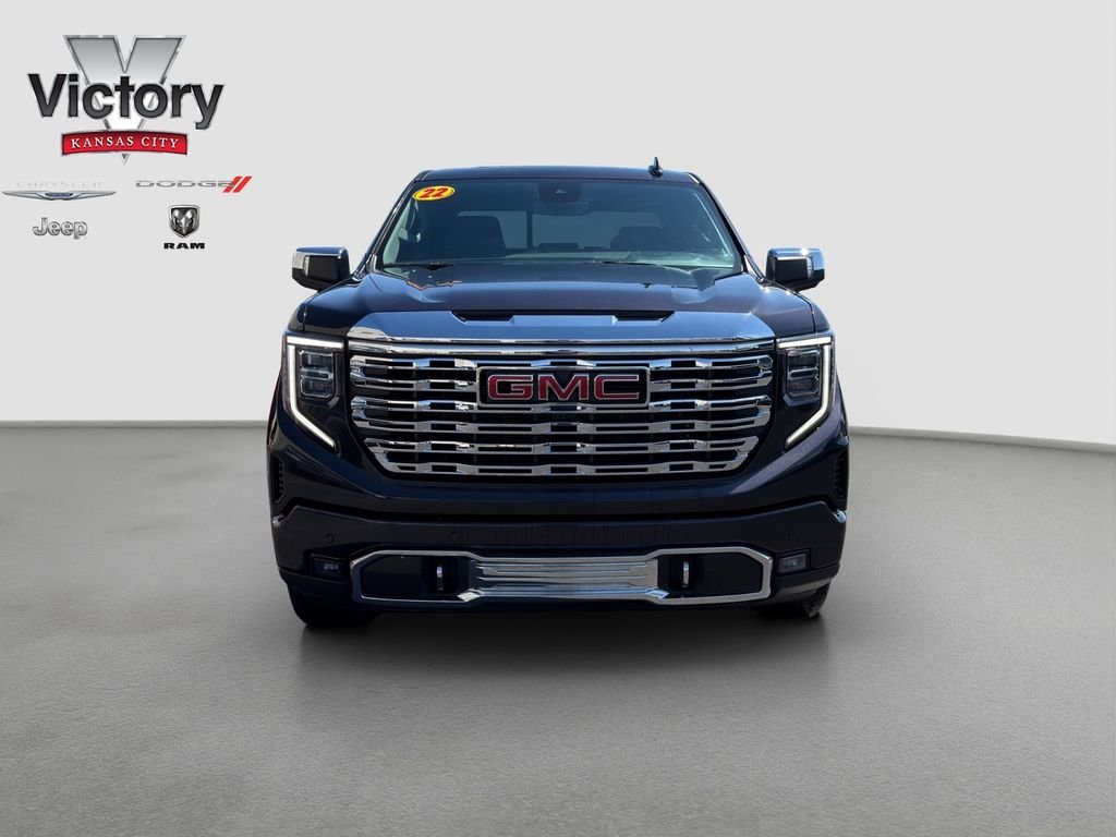 Used 2022 GMC Sierra 1500 Denali Denali with VIN 3GTUUGED5NG671063 for sale in Kansas City