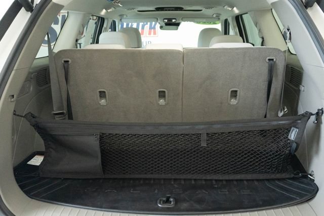 Certified Used 2026 White Hyundai SEL Convenience image 25