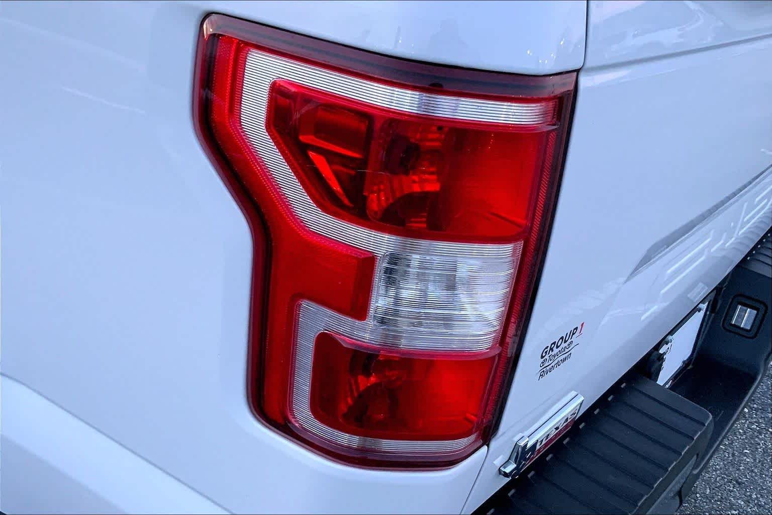 Used 2018 Oxford White Ford XLT image 27