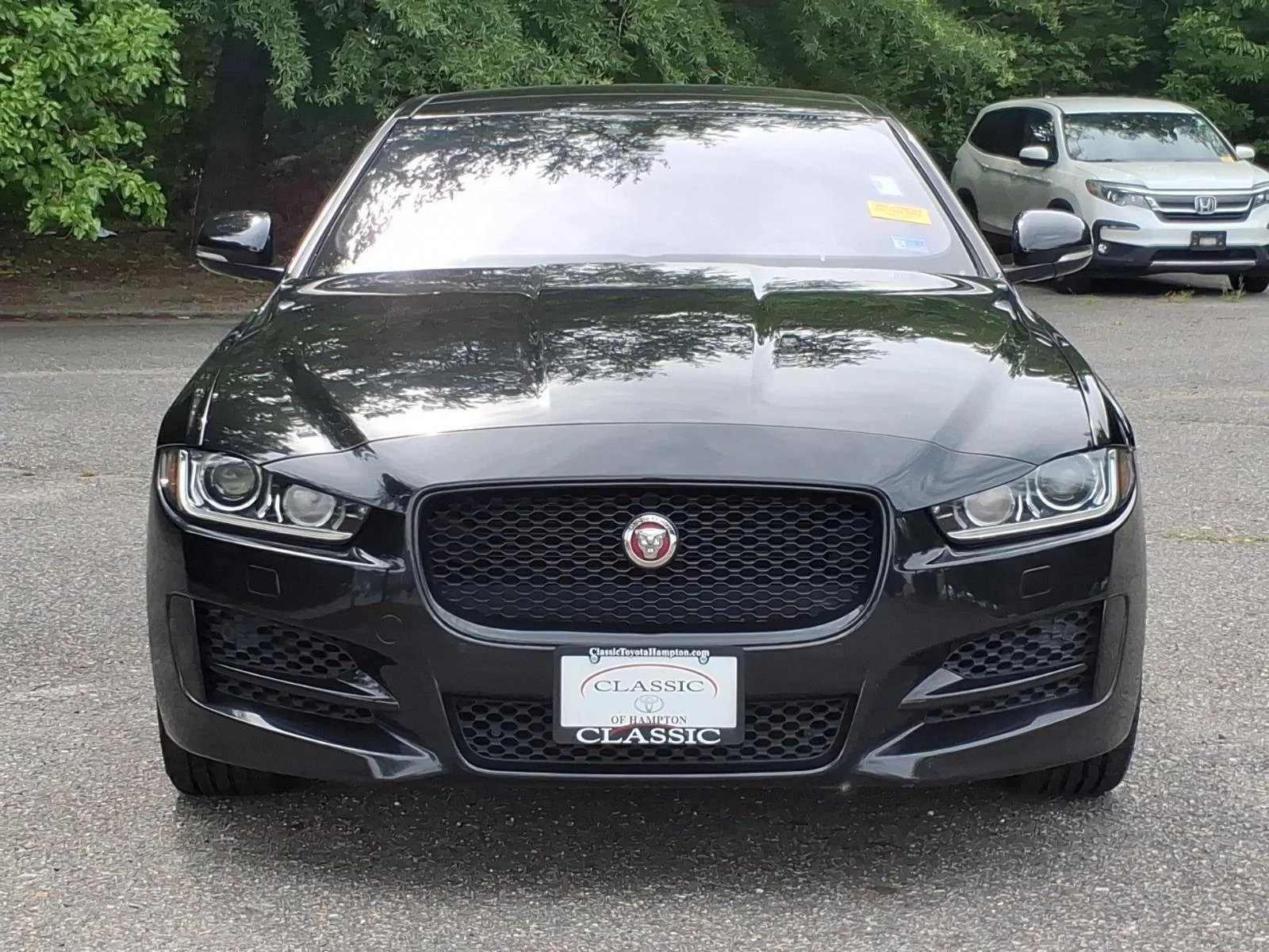 Used 2017 Ultimate Black Metallic Jaguar 35t R-Sport image 2