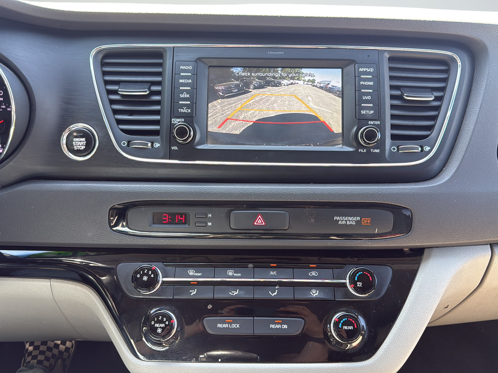 Used 2017 Red Kia LX image 26