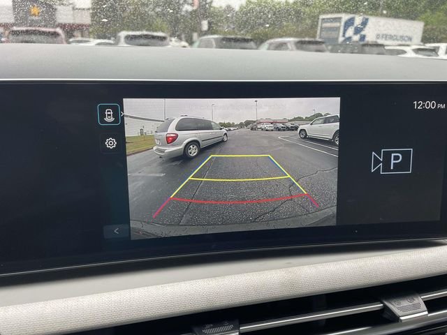 Used 2026 Green Hyundai SEL Premium image 38