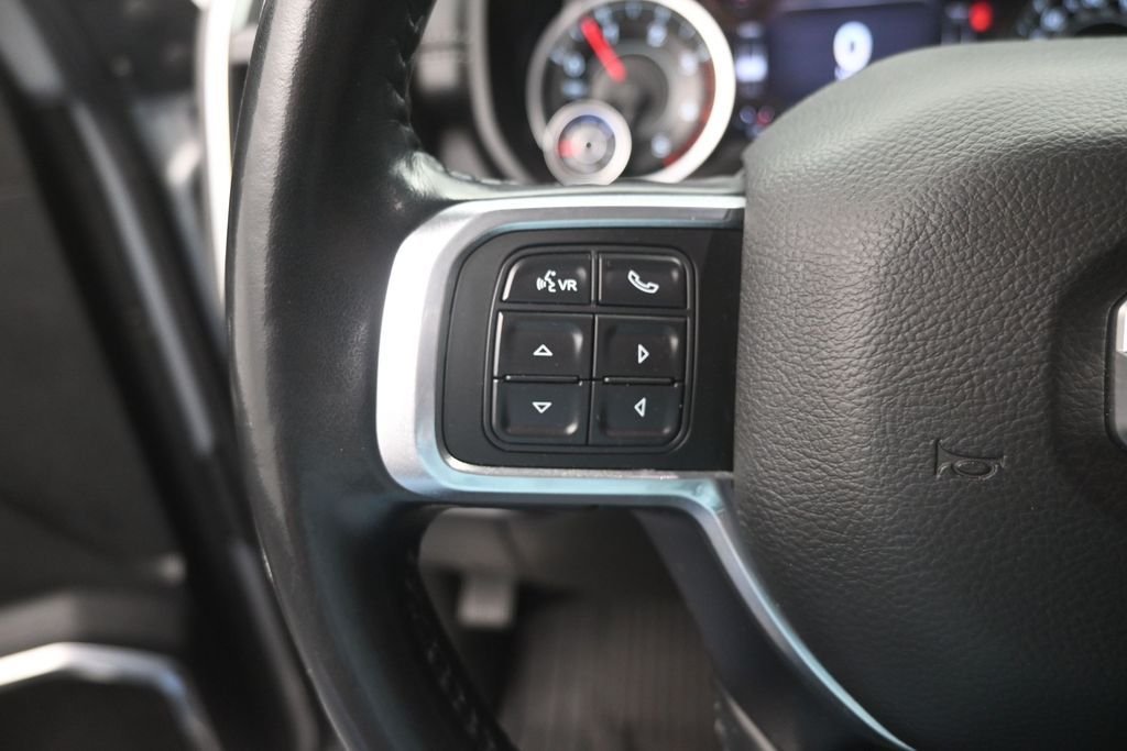 Used 2022 Silver Ram Laramie image 7