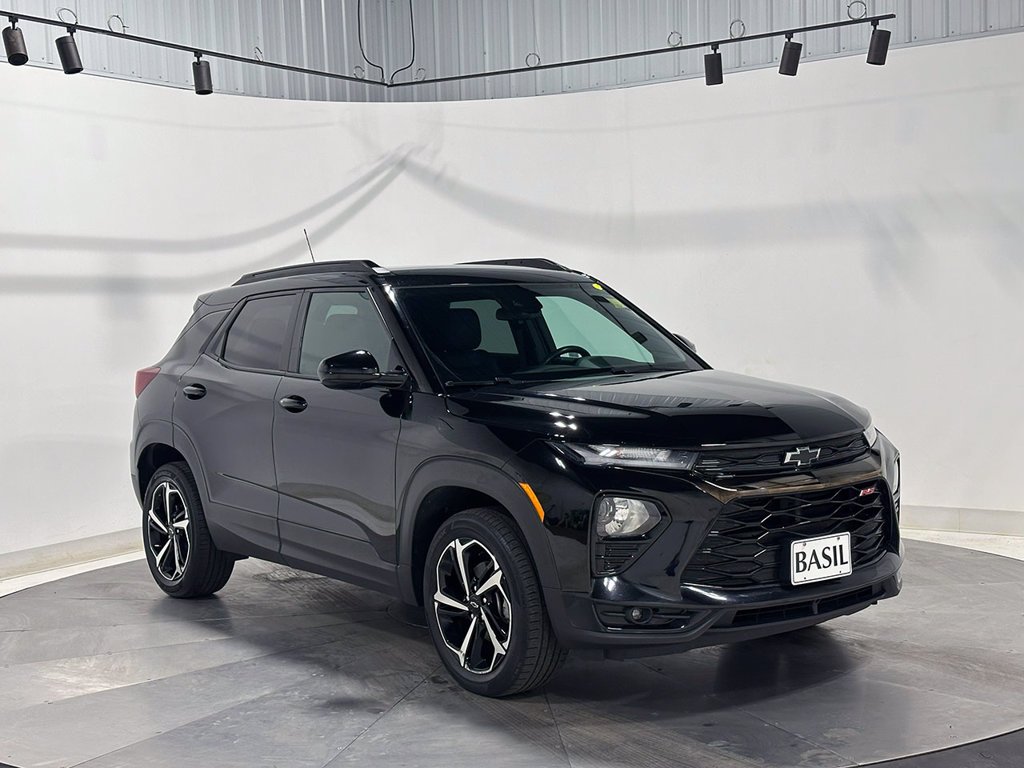 Used 2023 Black Chevrolet RS image 39