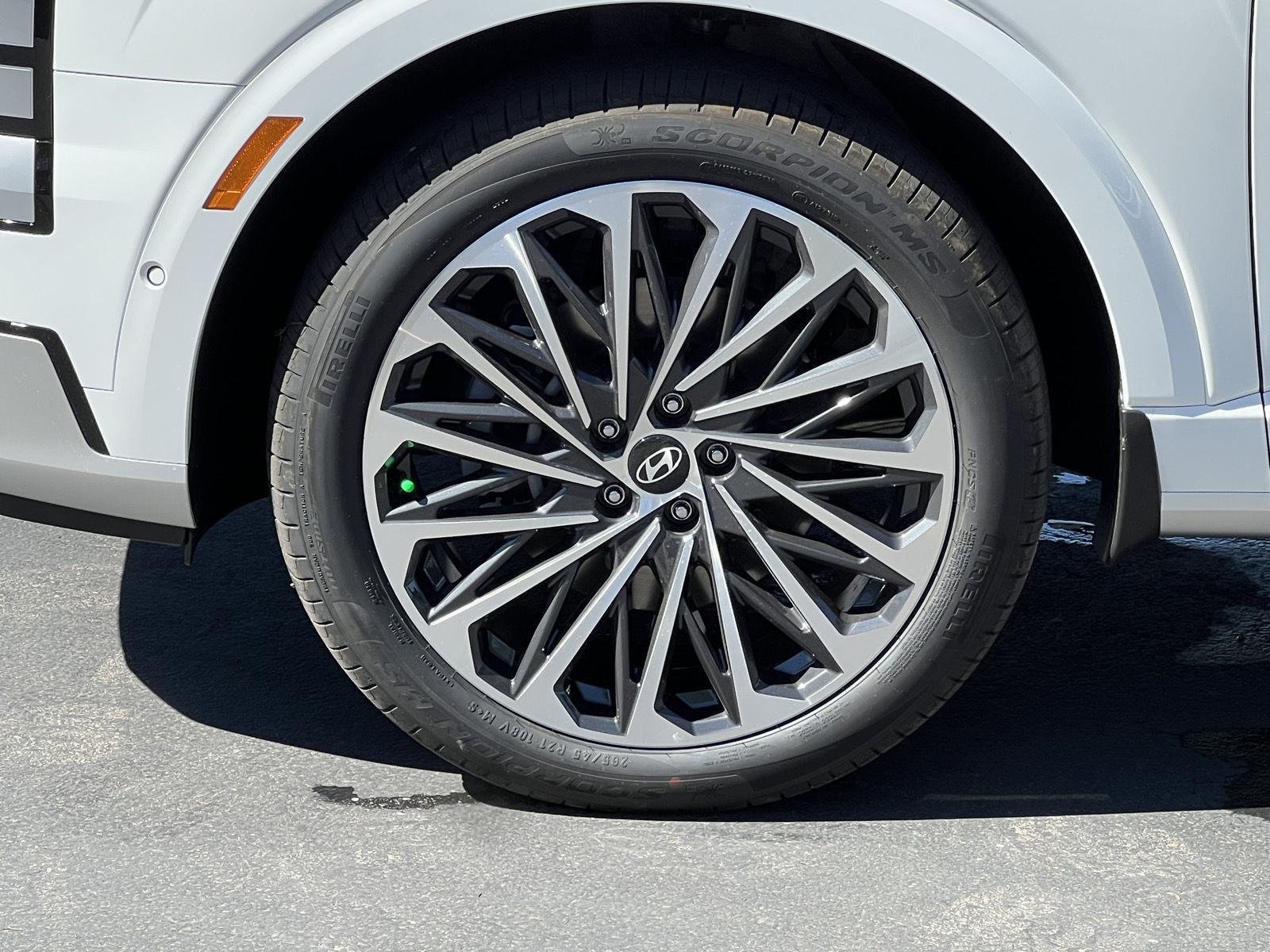 New 2026 Creamy White Pearl Hyundai Calligraphy AWD image 13