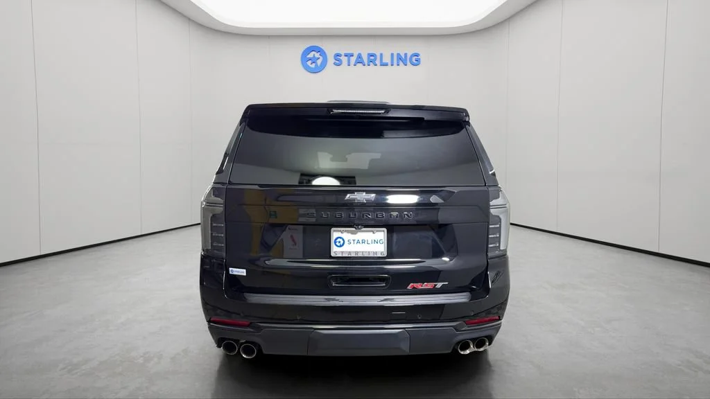 2025 Chevrolet Suburban RST - Photo 7