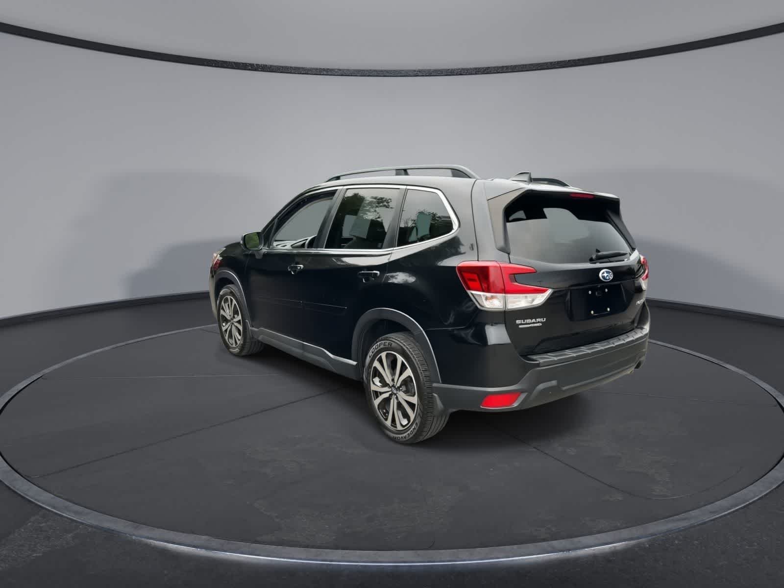 Used 2019 Crystal Black Silica Subaru Limited image 6