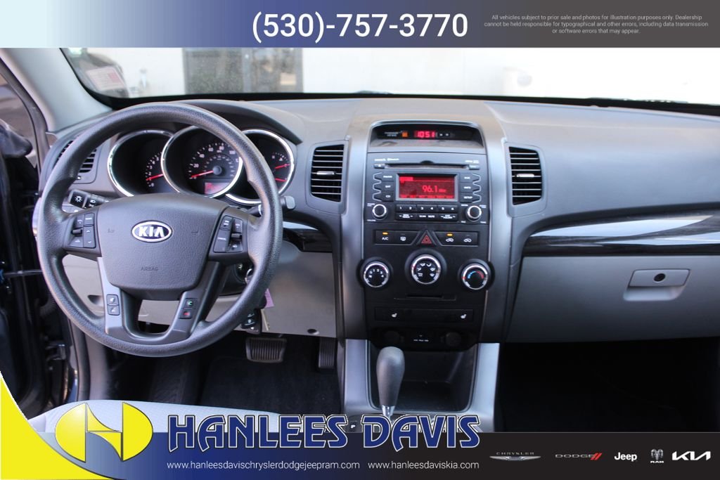 Used 2012 Black Kia LX image 17