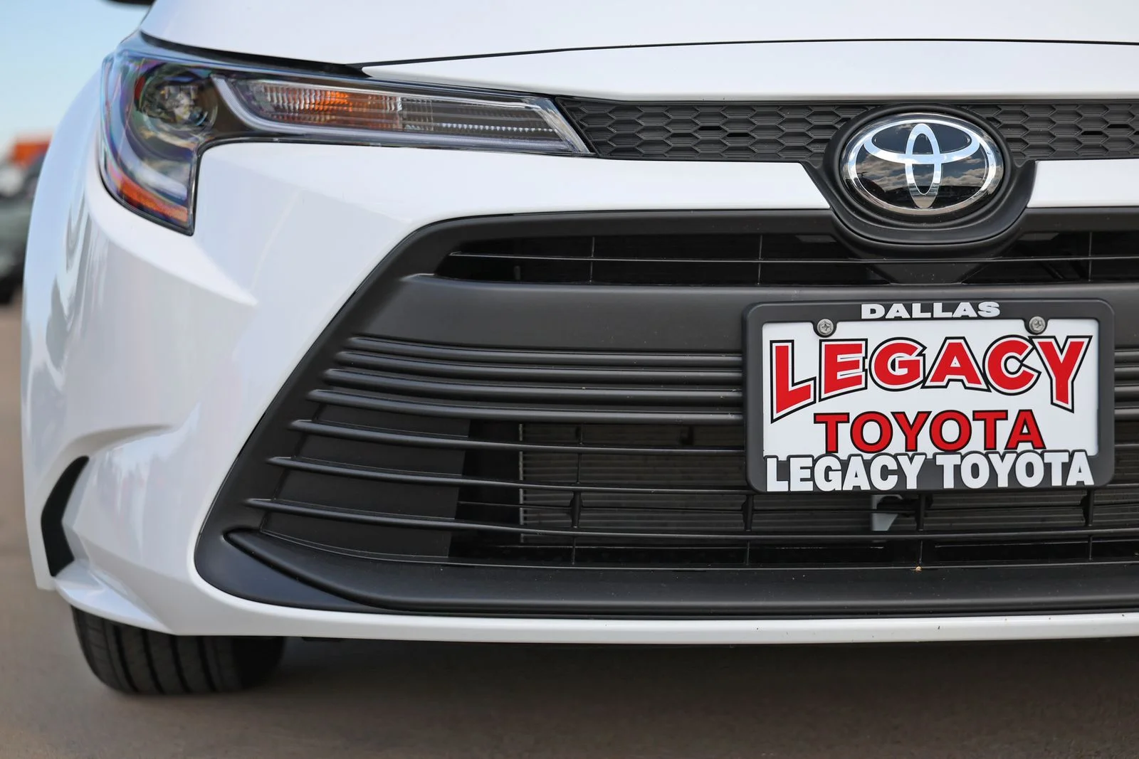 New 2026 White Toyota LE image 9