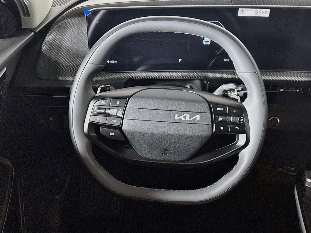 New 2026 Wolf Gray Kia WIND image 13