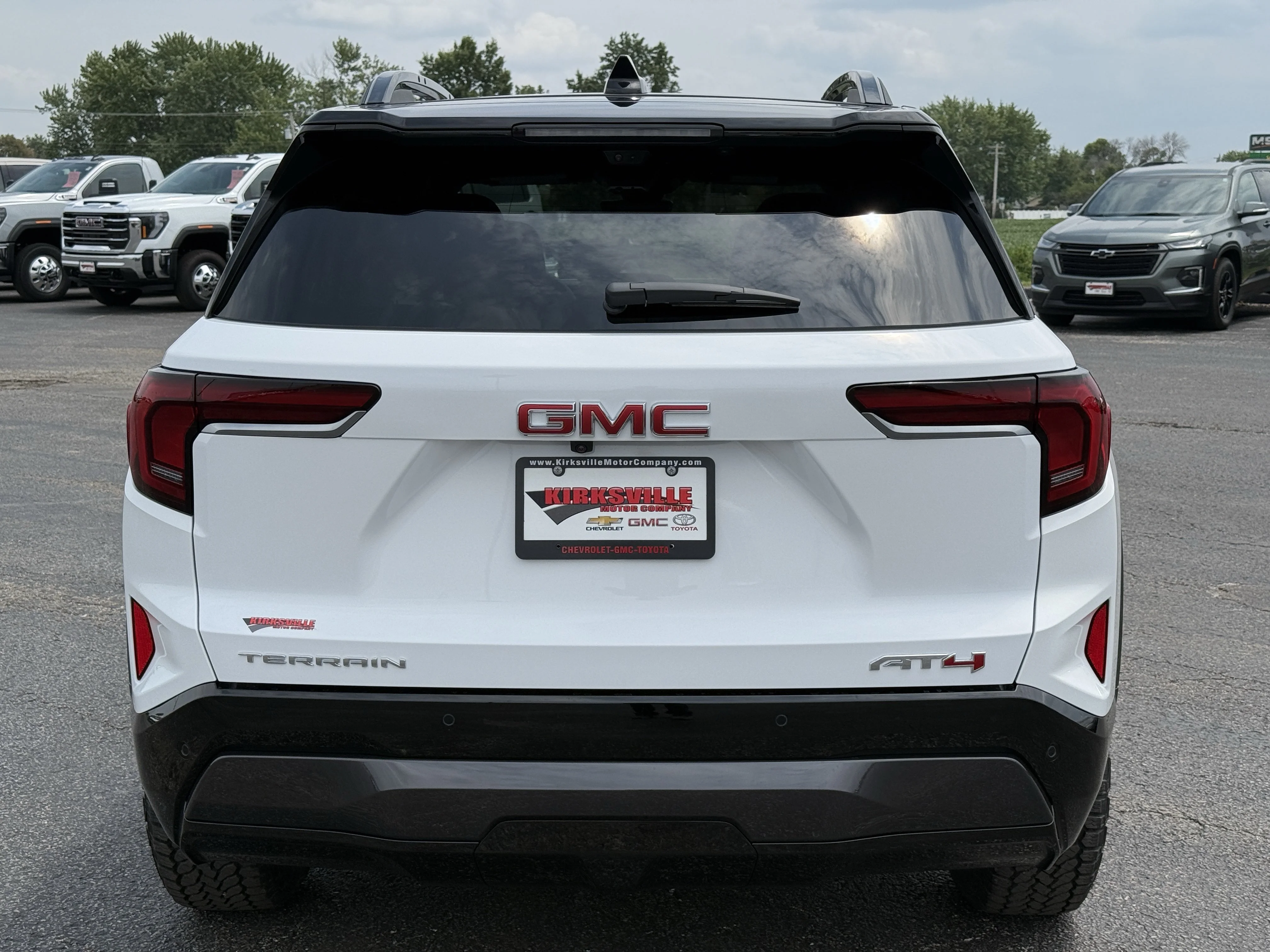 2027 GMC Terrain AT4 - Photo 6