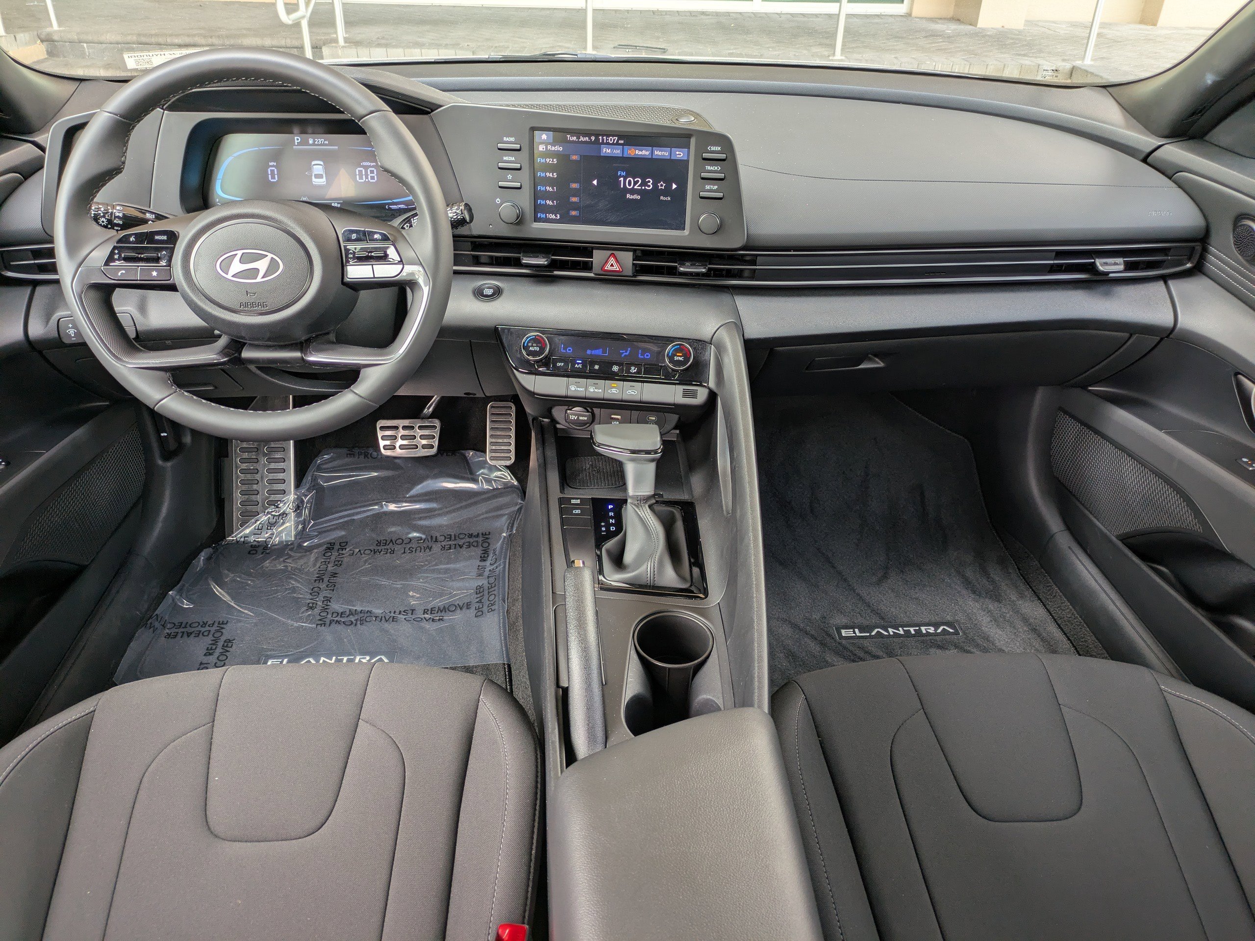 Used 2025 Serenity White Hyundai SEL SPORT image 13