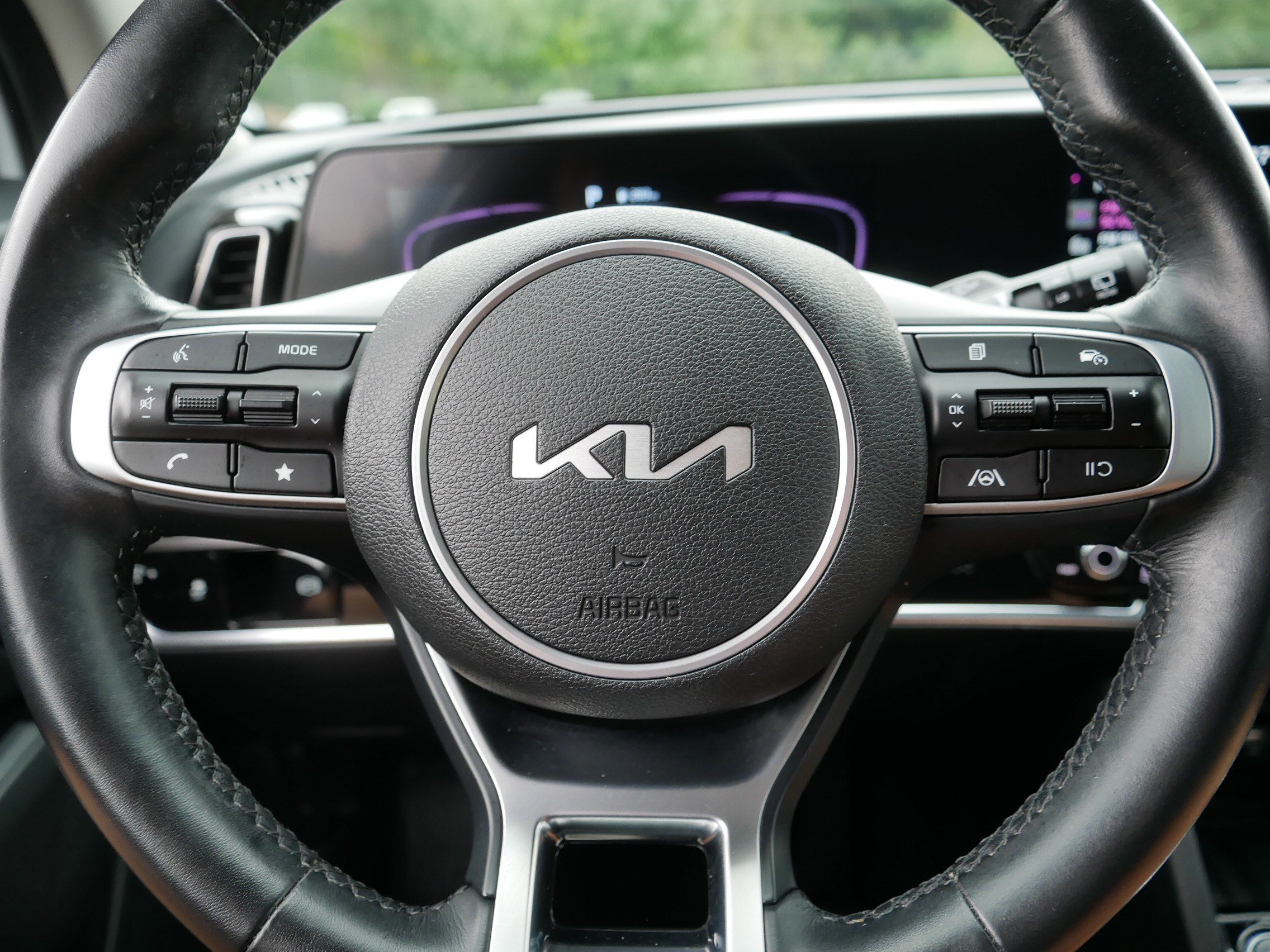 Used 2024 Glacial White Pearl Kia EX image 25