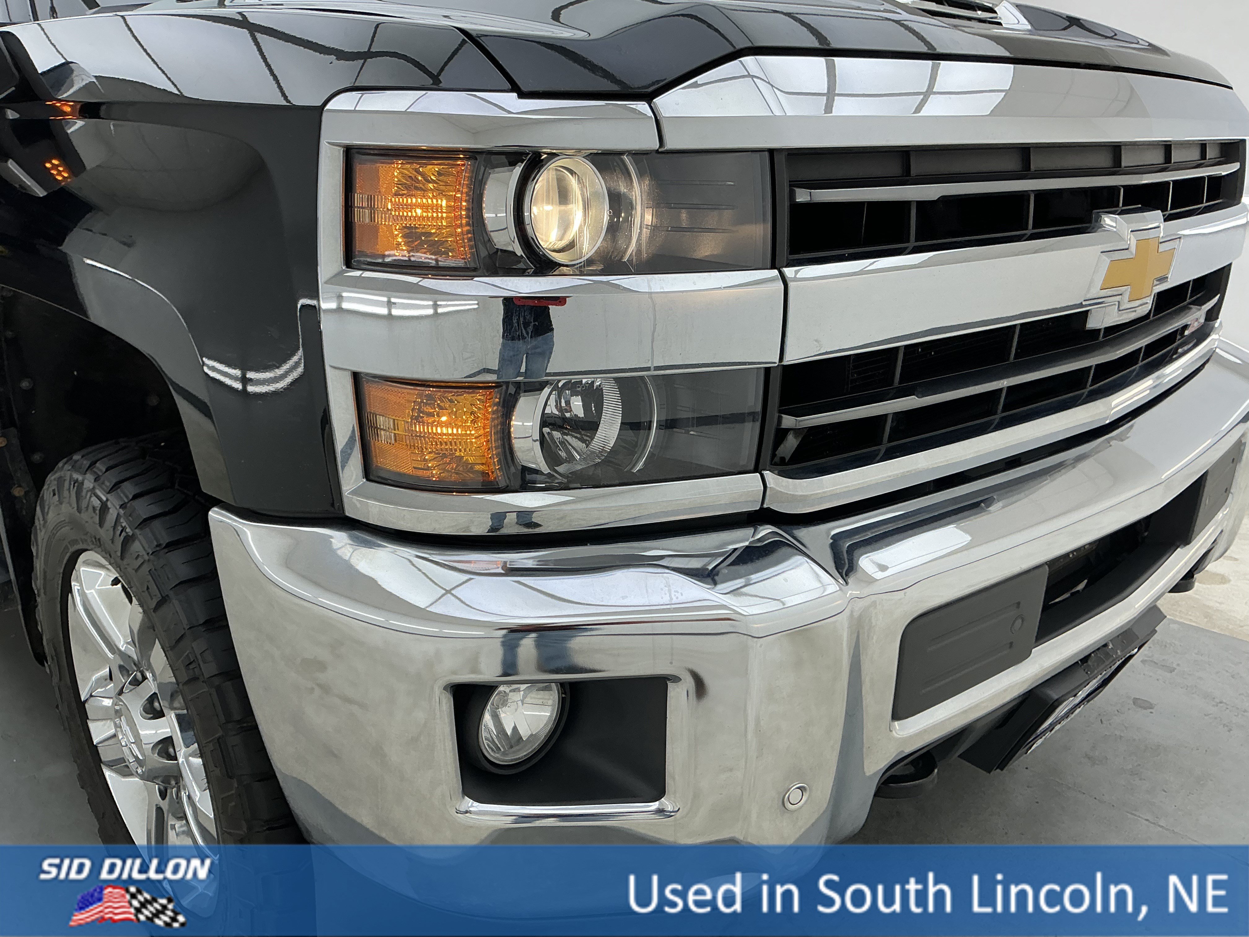 Used 2019 BLACK Chevrolet LTZ image 26