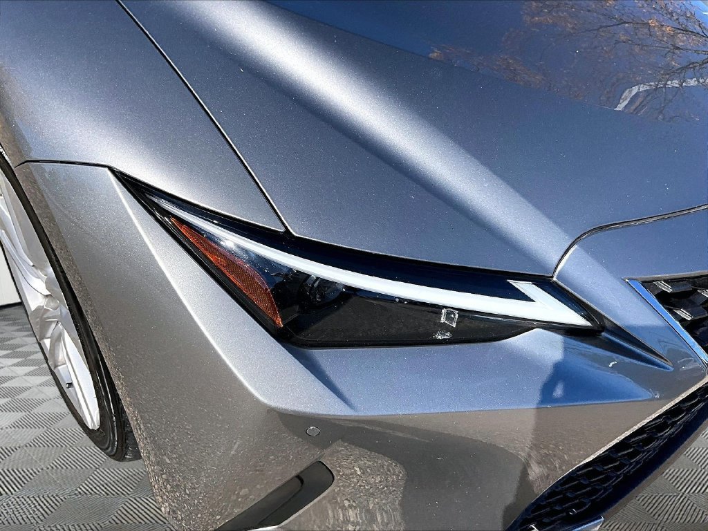 Used 2021 Silver Lexus 300 image 32