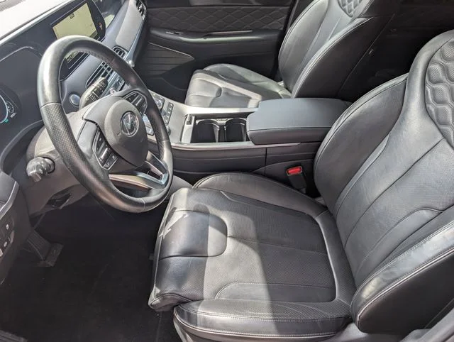 Used 2020 Graphite Hyundai Limited image 8