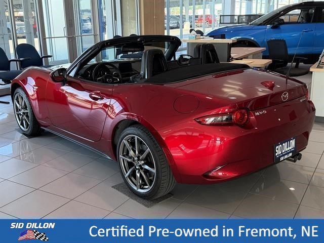 Used 2023 Soul Red Crystal Metallic Mazda Grand Touring image 12