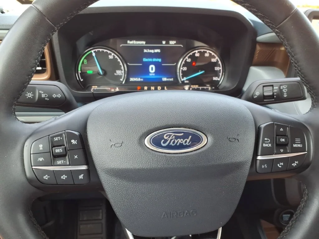Used 2024 Black Ford Lariat image 9