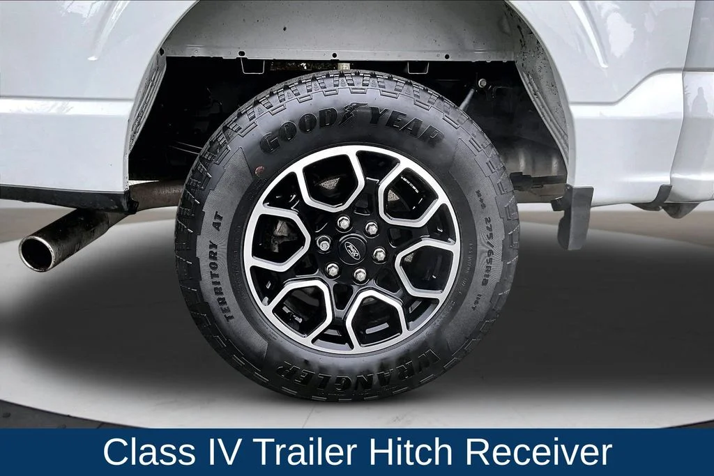 Used 2023 White Ford XLT image 37
