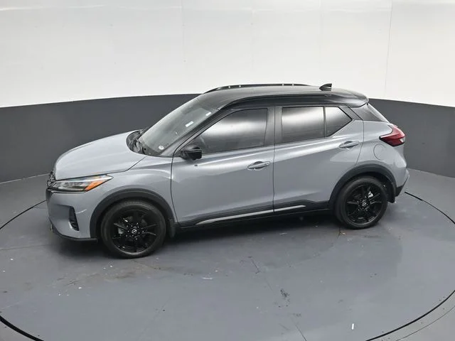 Used 2023 Gray Nissan SR image 44