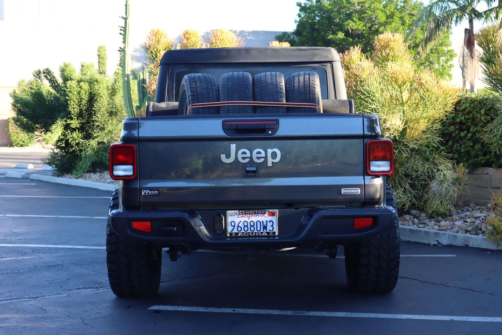 2021 Jeep Gladiator Overland photo 4