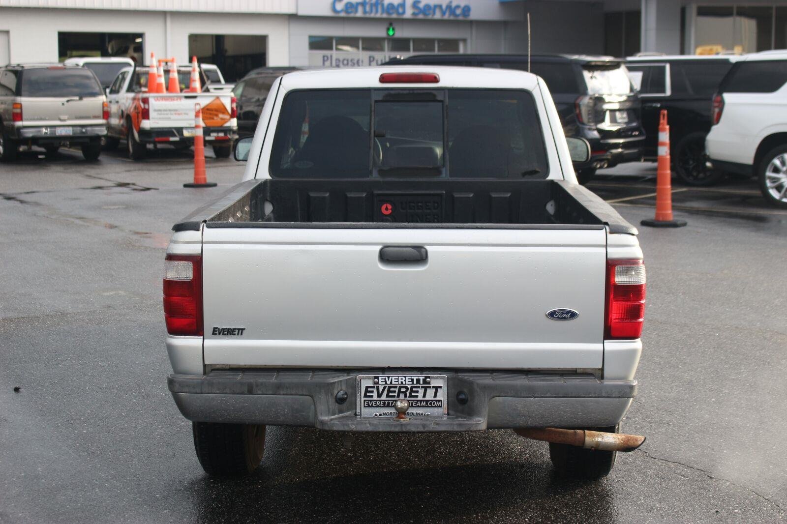 Used 2003 Silver Ford XL Fleet image 6
