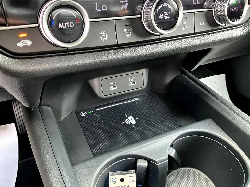New 2027 Platinum White Pearl Honda EX-L AWD image 17