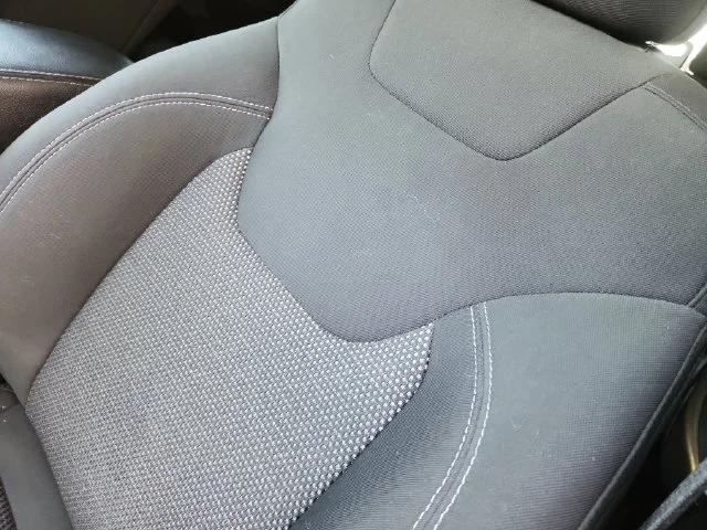 Used 2020 Red Jeep Latitude image 20