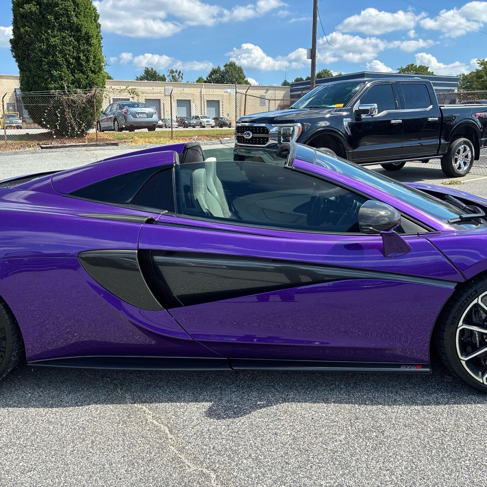 Used 2019 Blue MCLAREN  image 10
