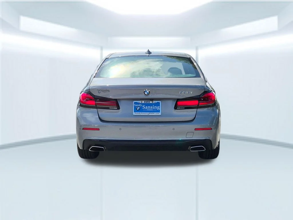 Used 2023 Gray BMW 530i image 4