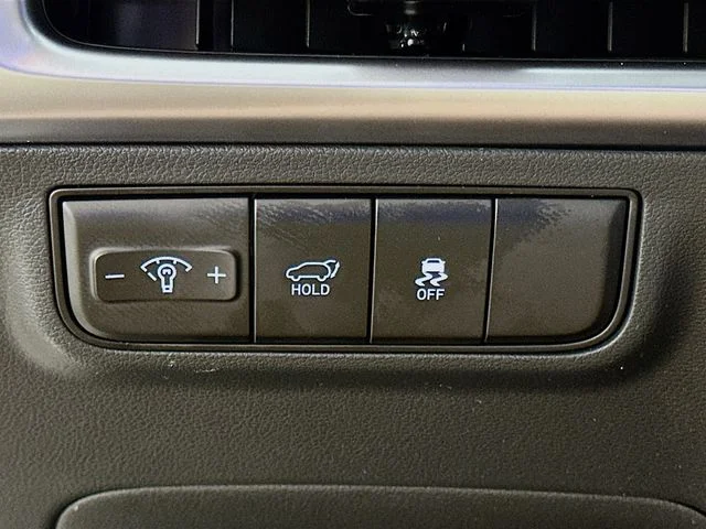 New 2026 White Hyundai SEL image 20